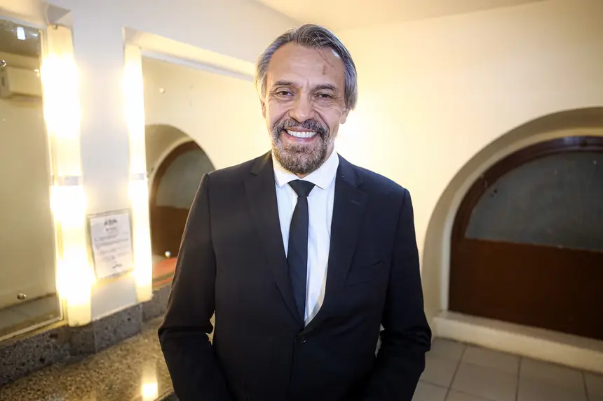 Silvio Viegas <div class='credito_fotos'>Foto: Rodrigo Pinheiro / Ag.Pará | <a href='/midias/2025/originais/20250426231340-GF00023564-F00397359.webp' download><i class='fa-solid fa-download'></i> Download</a></div>