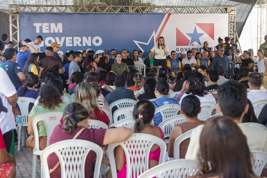 -Falas de autoridades
-Entrega de rádio comunicador pra agentes de transito
-Sua casa
-CNH pai degua <div class='credito_fotos'>Foto: Pedro Guerreiro / Ag. Pará | <a href='/midias/2025/originais/20250627144001-GF00024065-F00417965.jpg' download><i class='fa-solid fa-download'></i> Download</a></div>