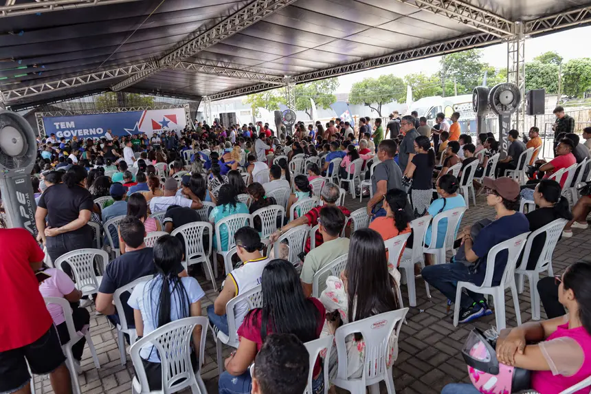 -Falas de autoridades
-Entrega de rádio comunicador pra agentes de transito
-Sua casa
-CNH pai degua <div class='credito_fotos'>Foto: Pedro Guerreiro / Ag. Pará | <a href='/midias/2025/originais/20250627144019-GF00024065-F00417974.jpg' download><i class='fa-solid fa-download'></i> Download</a></div>