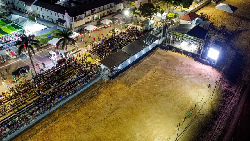  <div class='credito_fotos'>Foto: Vinicius Pinto / Ag. Pará &nbsp;&nbsp;|&nbsp;&nbsp; <a href='/midias/2025/originais/20250717230753-GF00024238-F00423901.jpg' download><i class='fa-solid fa-download'></i> Download</a></div>