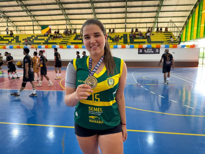 Atleta Luiza Cheim destacou a conquista da equipe de voleibol