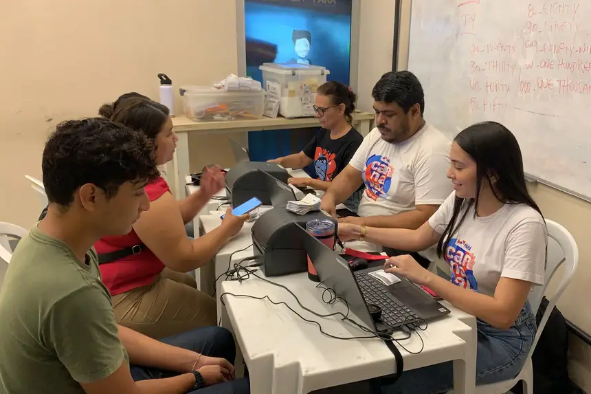 A estrutura contou com unidade móvel e trailer do Hemopa para atender com segurança e conforto.