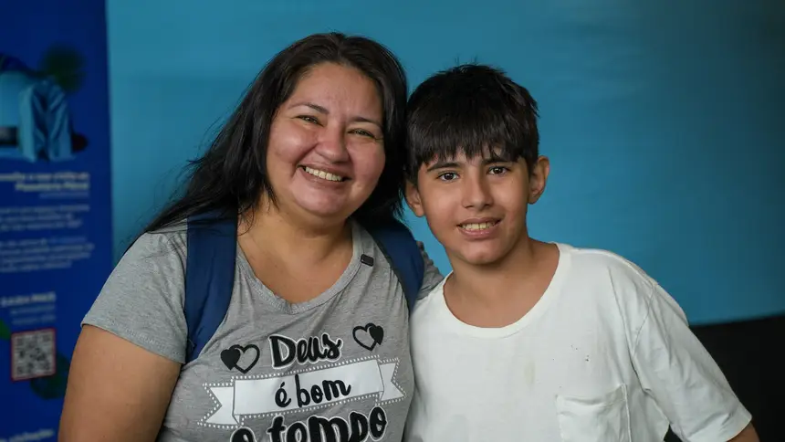 Alessandra Albuquerque - dona de casa E seu filho Heitor Navarro - 12 anos <div class='credito_fotos'>Foto: Raphael Luz / Agência Pará | <a href='/midias/2025/originais/20250818134338-GF00024513-F00432032.jpg' download><i class='fa-solid fa-download'></i> Download</a></div>