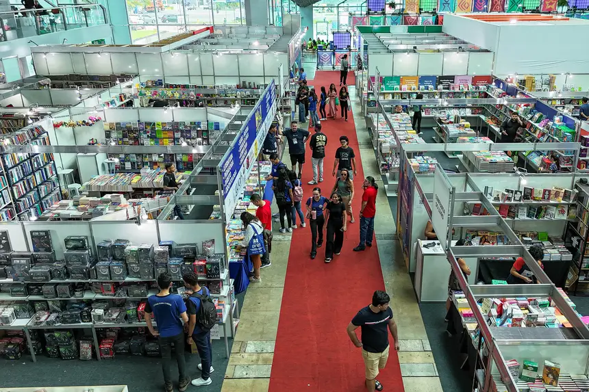 default <div class='credito_fotos'>Foto: Vinicius Pinto / Ag. Pará &nbsp;&nbsp;|&nbsp;&nbsp; <a href='/midias/2025/originais/20250819145836-GF00024532-F00432495.jpg' download><i class='fa-solid fa-download'></i> Download</a></div>