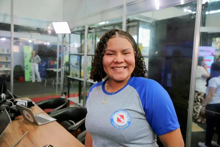 Estudante Samara Nayane 