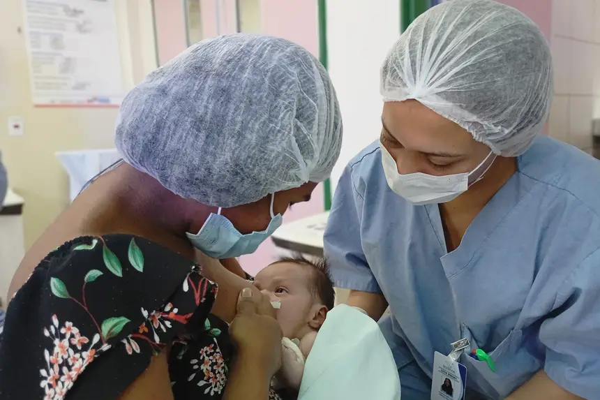 Israel passou 14 dias na UTI 