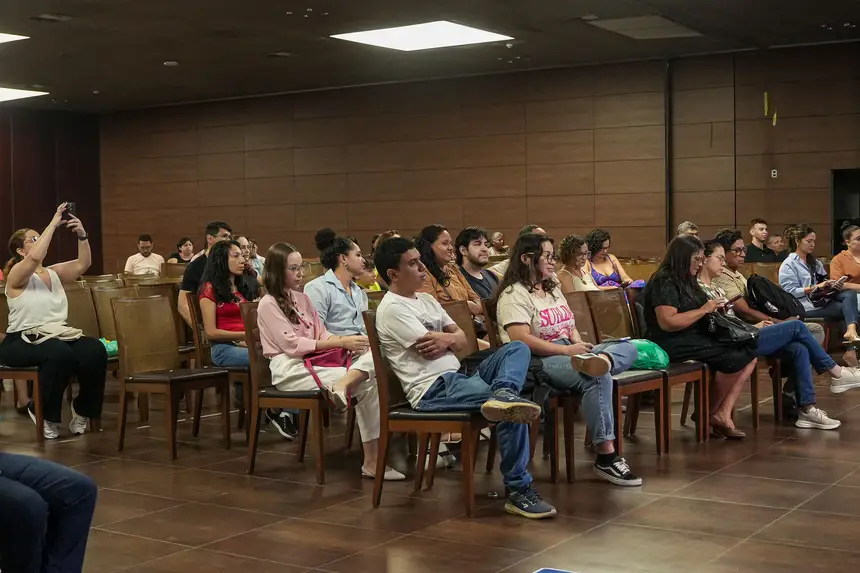  <div class='credito_fotos'>Foto: Raphael Luz / Ag. Pará &nbsp;&nbsp;|&nbsp;&nbsp; <a href='/midias/2025/originais/20250819205301-GF00024539-F00432741.jpg' download><i class='fa-solid fa-download'></i> Download</a></div>