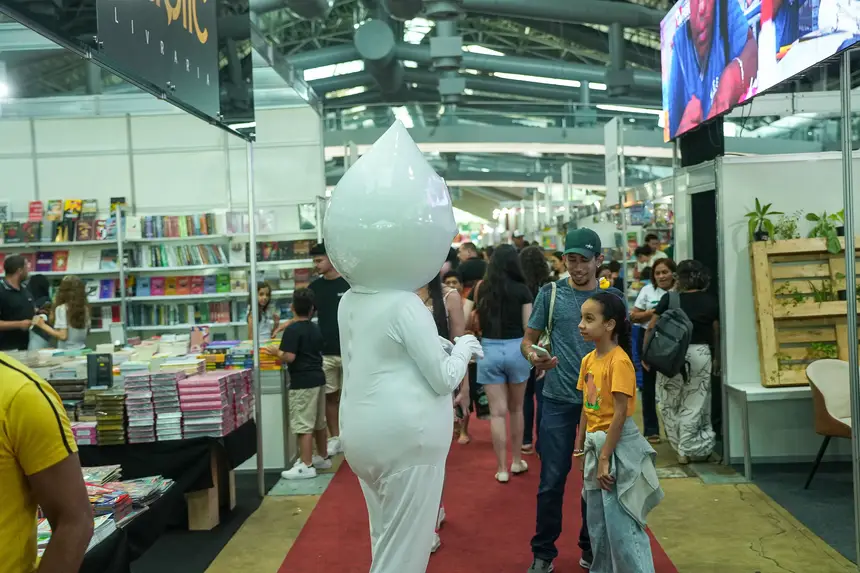  <div class='credito_fotos'>Foto: Raphael Luz / Ag. Pará &nbsp;&nbsp;|&nbsp;&nbsp; <a href='/midias/2025/originais/20250819205339-GF00024539-F00432763.jpg' download><i class='fa-solid fa-download'></i> Download</a></div>