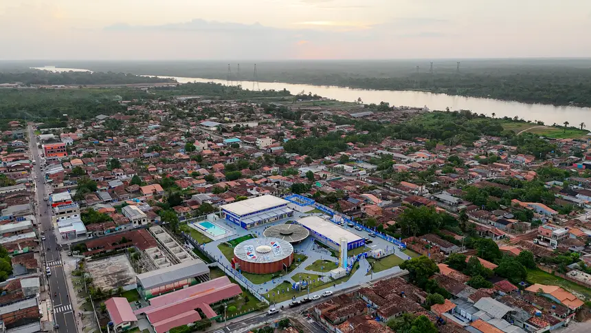 default <div class='credito_fotos'>Foto: Roni Moreira / Ag. Pará &nbsp;&nbsp;|&nbsp;&nbsp; <a href='/midias/2025/originais/20250827191221-GF00024641-F00436397.jpg' download><i class='fa-solid fa-download'></i> Download</a></div>