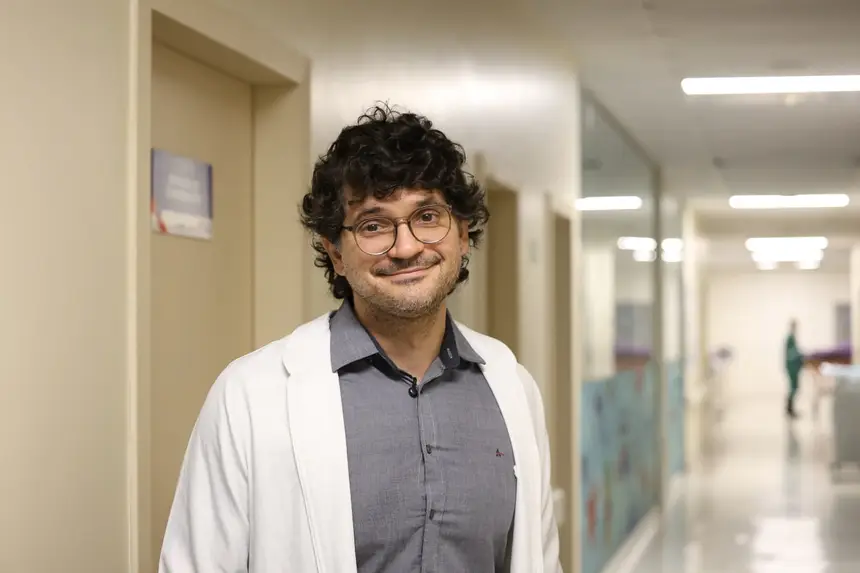 Dr Thiago Gama