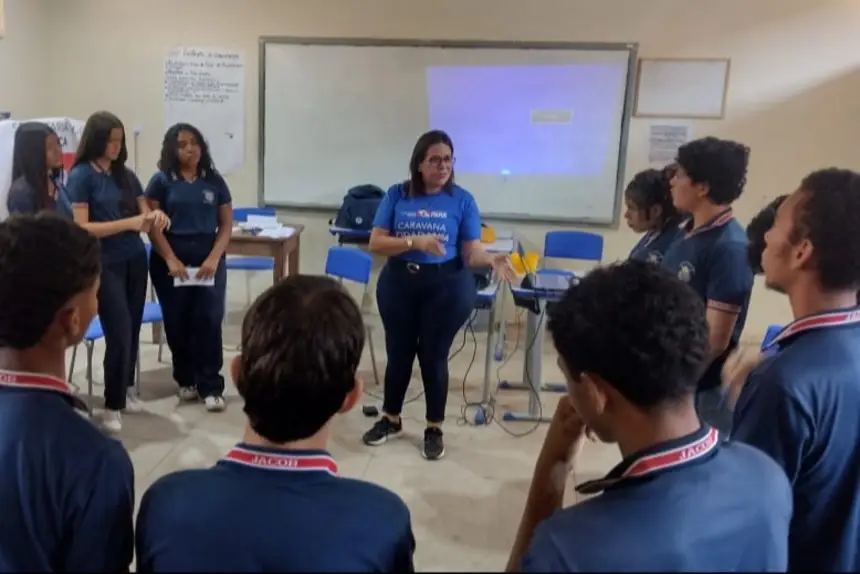 Alunos participam de escuta ativa de prevenção às drogas