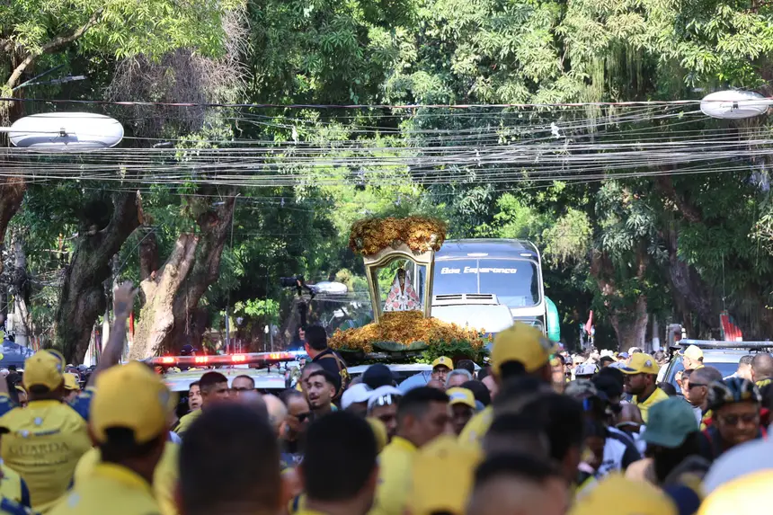  <div class='credito_fotos'>Foto: Alex Ribeiro / Ag. Pará   |   <a href='/midias/2025/originais/20251010114703-GF00025127-F00453615.jpg' download><i class='fa-solid fa-download'></i> Download</a></div>