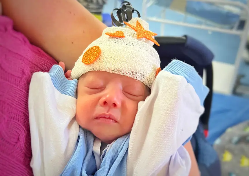 Oficina de toucas reafirma o compromisso do HRAS com o cuidado humanizado a todos os pacientes