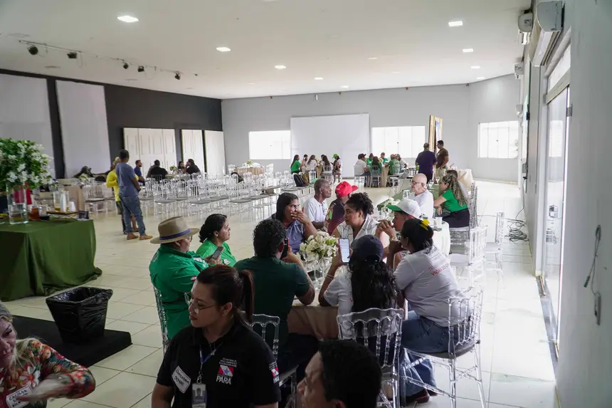  <div class='credito_fotos'>Foto: Alexandre Costa / Ag. Pará &nbsp;&nbsp;|&nbsp;&nbsp; <a href='/midias/2025/originais/20251015182202-GF00025180-F00455543.jpg' download><i class='fa-solid fa-download'></i> Download</a></div>