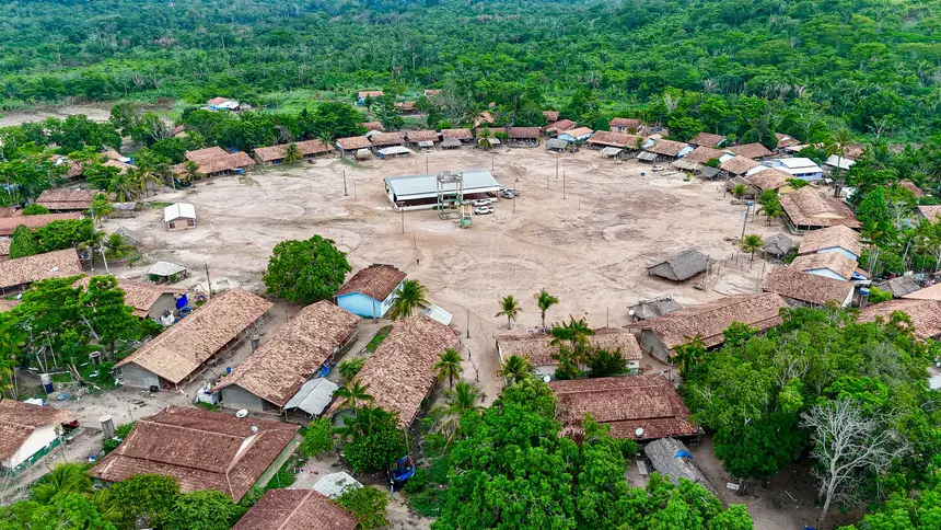 default <div class='credito_fotos'>Foto: Roni Moreira / Ag.Pará   |   <a href='/midias/2025/originais/20251103190305-GF00025368-F00462443.jpg' download><i class='fa-solid fa-download'></i> Download</a></div>