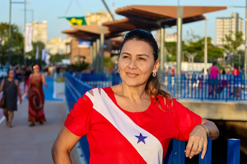 Érica Matos, 49, cabeleira <div class='credito_fotos'>Foto: Bruno Cecim / Ag.Pará   |   <a href='/midias/2025/originais/20251103195331-GF00025370-F00462486.jpg' download><i class='fa-solid fa-download'></i> Download</a></div>