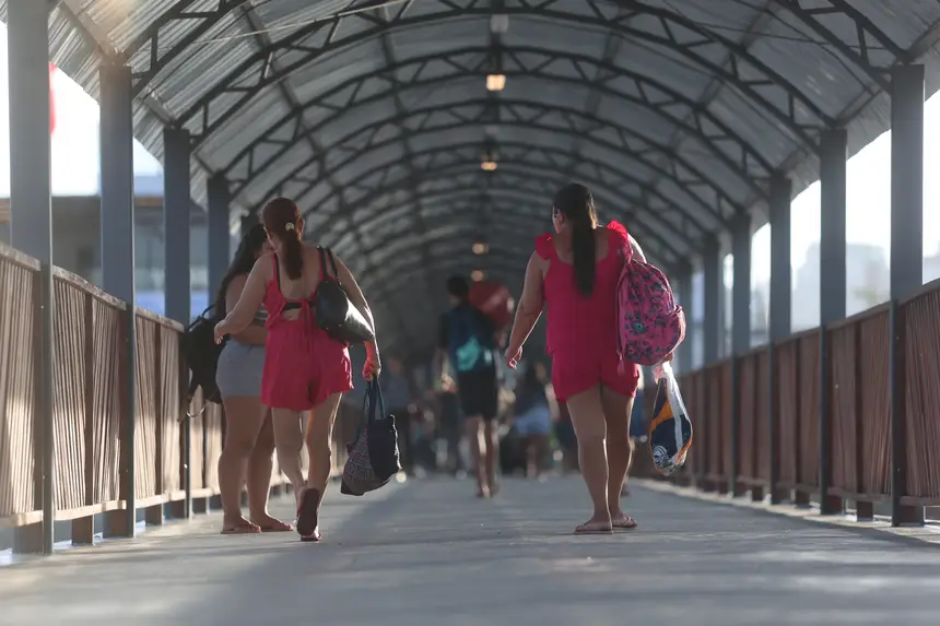  <div class='credito_fotos'>Foto: Bruno Cecim / Ag.Pará   |   <a href='/midias/2025/originais/20251104085925-GF00025374-F00462724.jpg' download><i class='fa-solid fa-download'></i> Download</a></div>