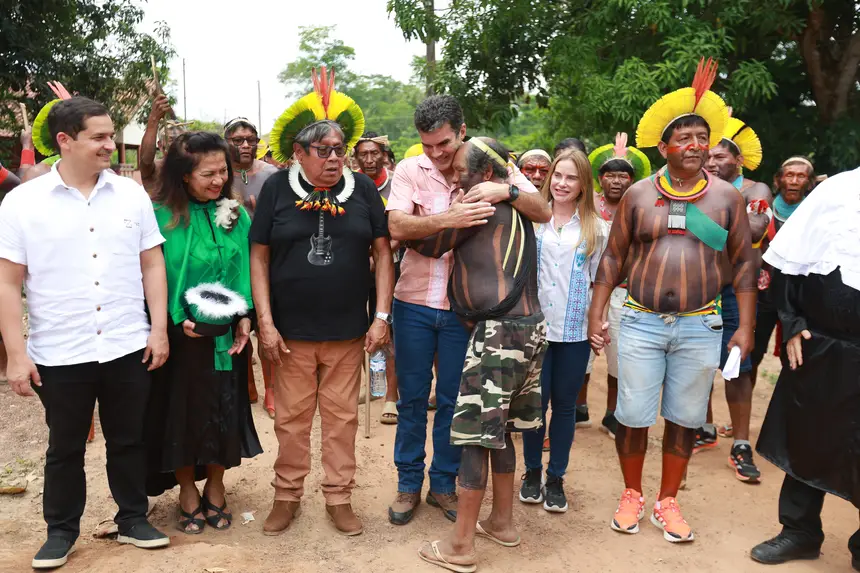  <div class='credito_fotos'>Foto: Marcelo Lelis / Ag. Pará   |   <a href='/midias/2025/originais/20251104131202-GF00025376-F00463055.jpg' download><i class='fa-solid fa-download'></i> Download</a></div>