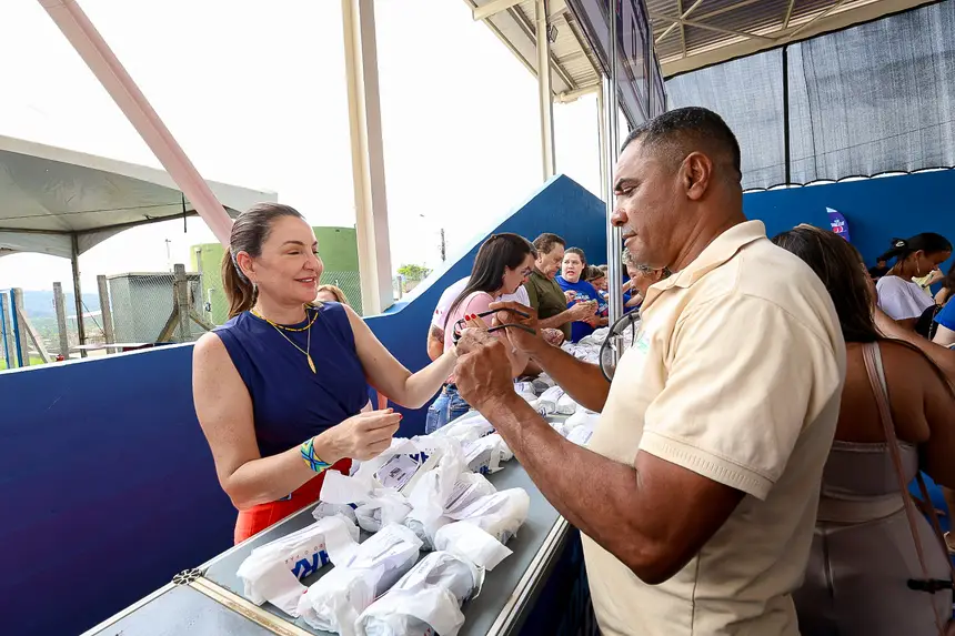  <div class='credito_fotos'>Foto: Alex Ribeiro / Ag. Pará   |   <a href='/midias/2025/originais/20251104144616-GF00025381-F00463093.jpg' download><i class='fa-solid fa-download'></i> Download</a></div>