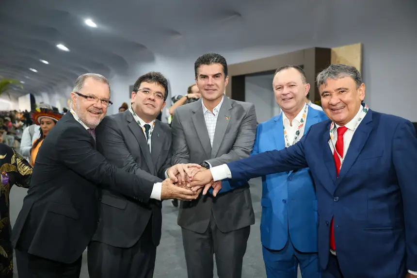  <div class='credito_fotos'>Foto: Marco Santos / Ag. Pará   |   <a href='/midias/2025/originais/20251110112449-GF00025422-F00464624.jpg' download><i class='fa-solid fa-download'></i> Download</a></div>