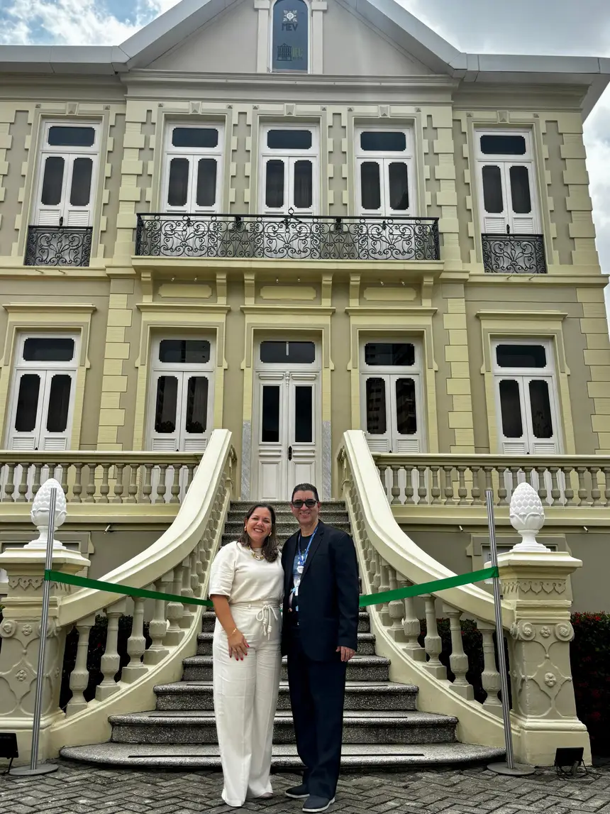 A diretora do Instituto Evandro Chagas, Lívia Martins, e o diretor do CCPPA, José Roberto Silva.