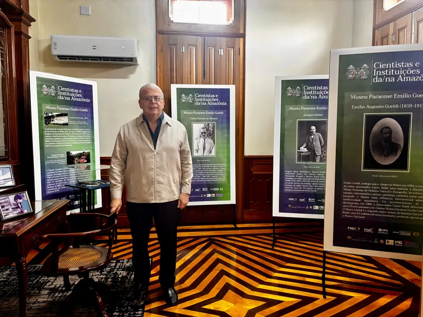 O professor da Uepa, Miguel Chaquiam, organizador da exposição “Cientistas e Instituições da/na Amazônia”.