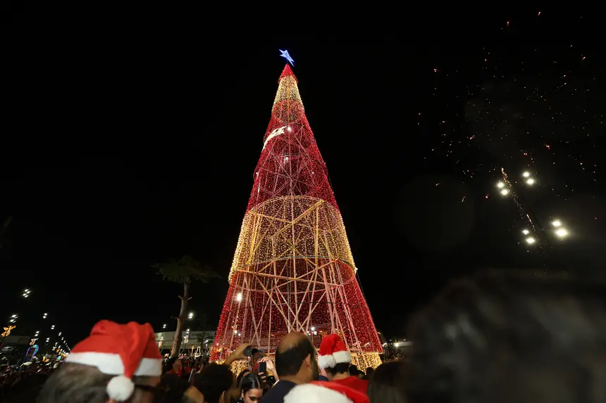  <div class='credito_fotos'>Foto: Marco Santos / Ag. Pará &nbsp;&nbsp;|&nbsp;&nbsp; <a href='/midias/2025/originais/20251206214614-GF00025808-F00475828.jpg' download><i class='fa-solid fa-download'></i> Download</a></div>