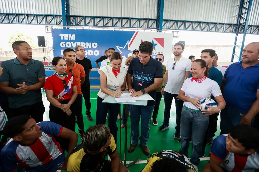  <div class='credito_fotos'>Foto: Marcelo Lelis / Ag. Pará &nbsp;&nbsp;|&nbsp;&nbsp; <a href='/midias/2025/originais/20251216155556-GF00025881-F00478644.jpg' download><i class='fa-solid fa-download'></i> Download</a></div>