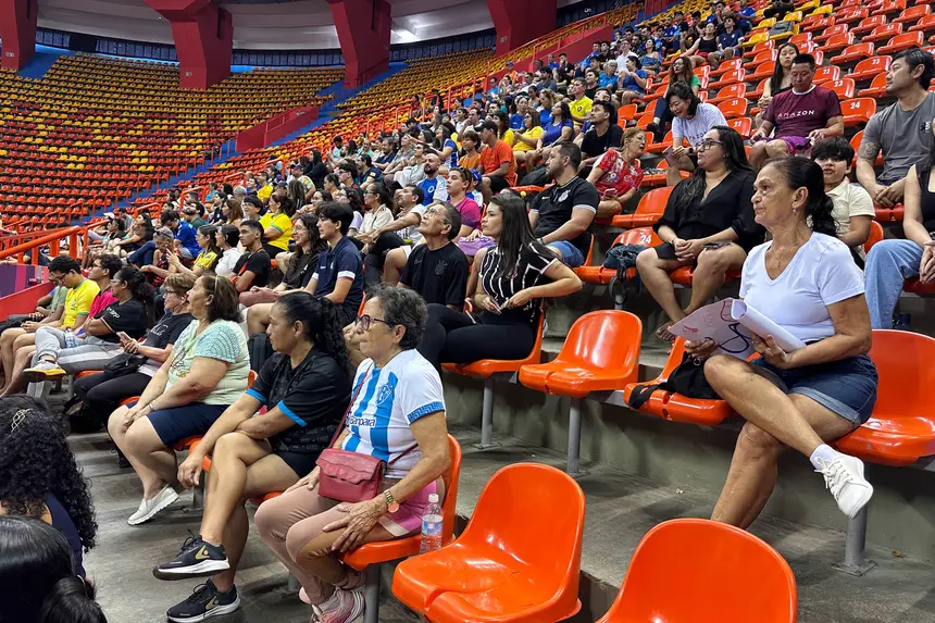  <div class='credito_fotos'>Foto: Brenda Rachit / Ag. Pará &nbsp;&nbsp;|&nbsp;&nbsp; <a href='/midias/2025/originais/20251217161643-GF00025904-F00479111.jpg' download><i class='fa-solid fa-download'></i> Download</a></div>