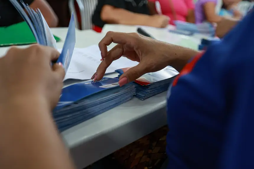  <div class='credito_fotos'>Foto: Marcelo Lelis / Ag. Pará &nbsp;&nbsp;|&nbsp;&nbsp; <a href='/midias/2025/originais/20251218174922-GF00025911-F00479374.jpg' download><i class='fa-solid fa-download'></i> Download</a></div>