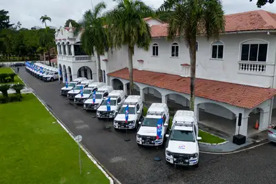 galeria: Governo do estado entrega veículos - Semas - para Municípios do estado 