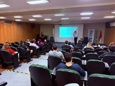 notícia: Delegados da PC fazem curso 'Gestores com Excelência' pela Escola de Governança do Pará 