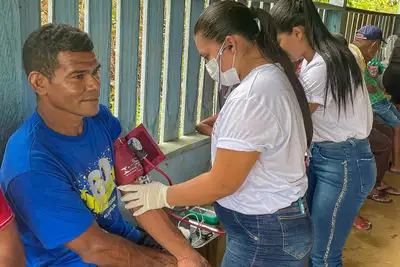 notícia: Hospital Regional de Oriximiná leva atendimento à comunidade quilombola em Óbidos 