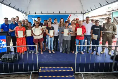 notícia: Governo do Pará entrega títulos de terra para produtores da agricultura familiar de São Miguel do Guamá