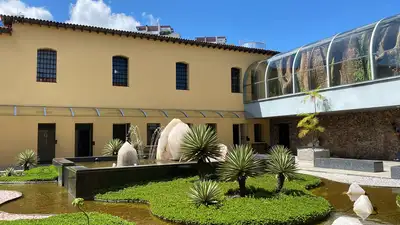 notícia: São José Liberto recebe oficina de produção de joias com técnica Upcycling 