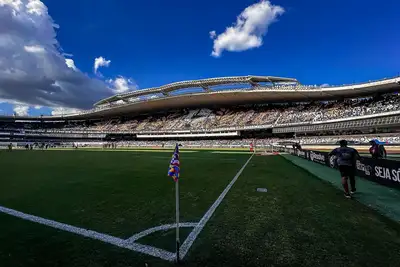 notícia: Com recorde de público na rodada, Remo vence e assume liderança da Série B