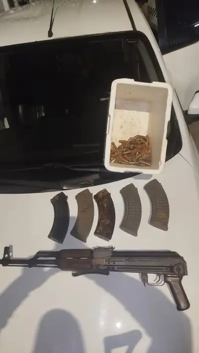 notícia: Polícia Militar apreende fuzil no Bengui
