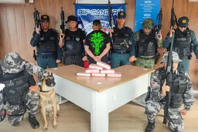 notícia: Fiscalização da Base ‘Candiru’ apreende drogas e prende suspeito em flagrante 