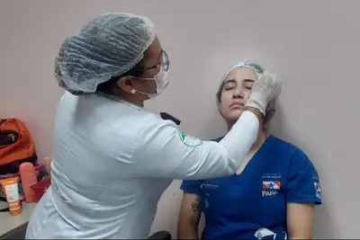 notícia: Ação de beleza e autocuidado valoriza profissionais da saúde na Policlínica Metropolitana