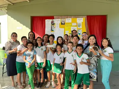 notícia: Educação Ambiental na prática: estudantes estaduais transformam óleo de cozinha usado em sabão ecológico