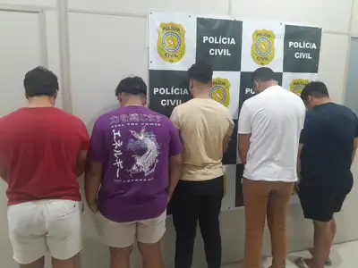 notícia: Polícia Civil prende 5 pessoas por venda de ingressos falsificados em Belém