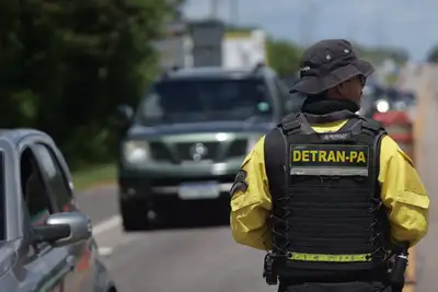 notícia: Mais de 1.900 agentes reforçam ações de segurança durante o feriadão 