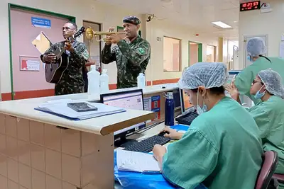 notícia: Hospital da Transamazônica tem musicoterapia para ajudar recuperação de pacientes