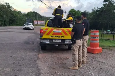 notícia: Motocicleta com registro de roubo é recuperada durante fiscalização em Bragança