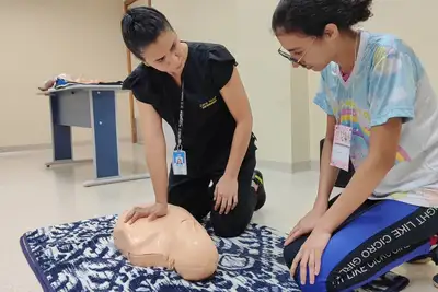 notícia: Hospital Regional do Tapajós capacita educadores da rede pública para lidar com primeiros socorros