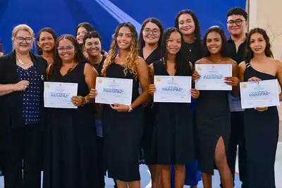 notícia: Usina da Paz Benevides certifica 70 alunos em cursos de capacitação profissional