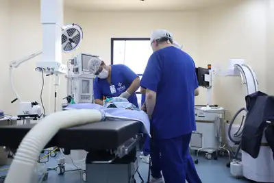 notícia:  Sespa apoia ação solidária de cirurgias em crianças com deformidades nas mãos