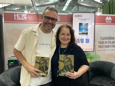 notícia: Relançamento de obra de Benedicto Monteiro marca 2º dia da Feira Pan-Amazônica do Livro 