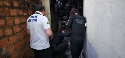 notícia: Polícia Científica auxilia PC em flagrante de armazenamento de pornografia infantojuvenil