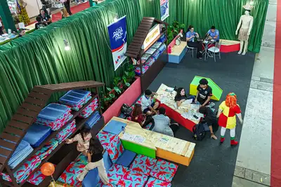 galeria: Feira do livro 4 dia - Movimentação Manhã